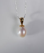 CULTURED FRESHWATER PEARL PENDANT #1638